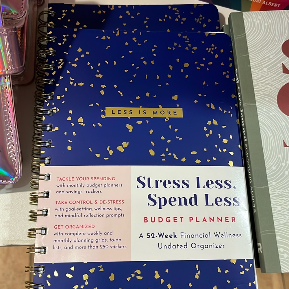 Stress‎ Less 
 easy-to-use budget planners help manage your finances